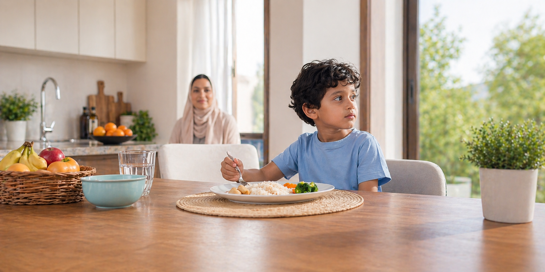 لماذا يتوقف طفلك عن الأكل فجأة؟